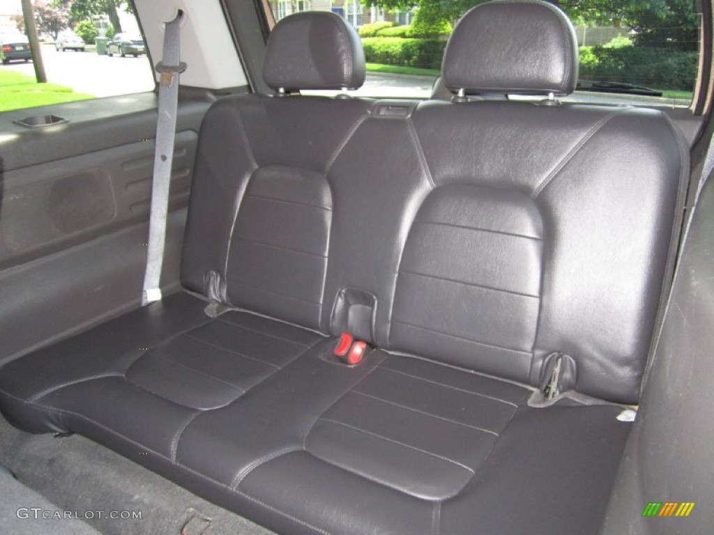 2004 Ford Explorer Limited AWD Rear Seat Photos
