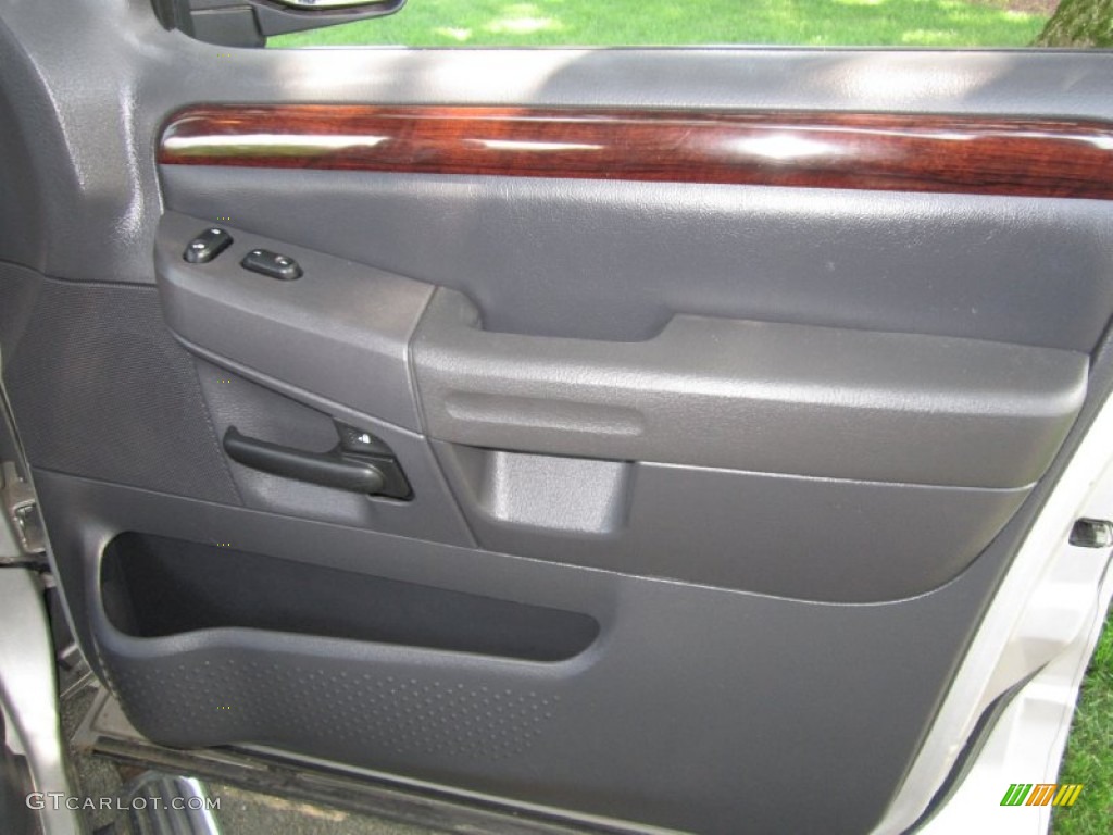 2004 Ford Explorer Limited AWD Midnight Grey Door Panel Photo #67365500