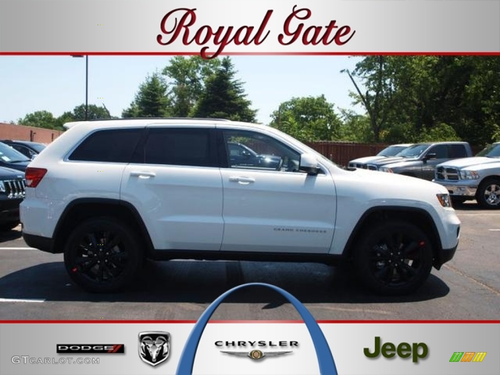 2012 Grand Cherokee Altitude 4x4 - Stone White / Black photo #1