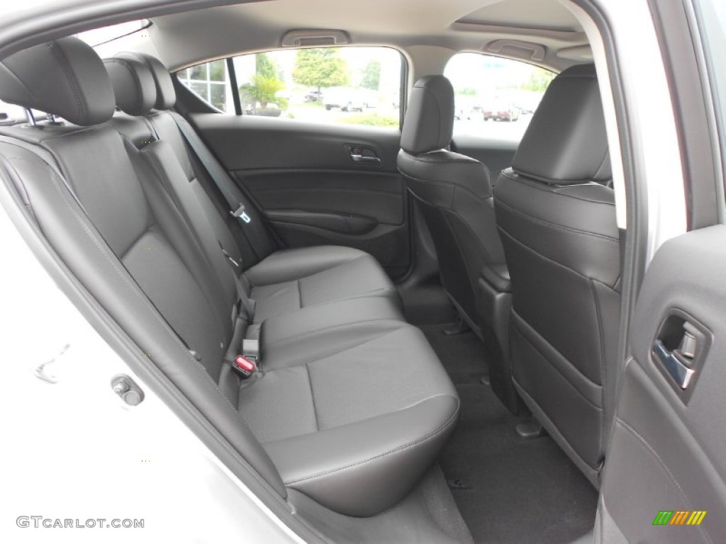 2013 Acura ILX 2.0L Premium Rear Seat Photo #67367231