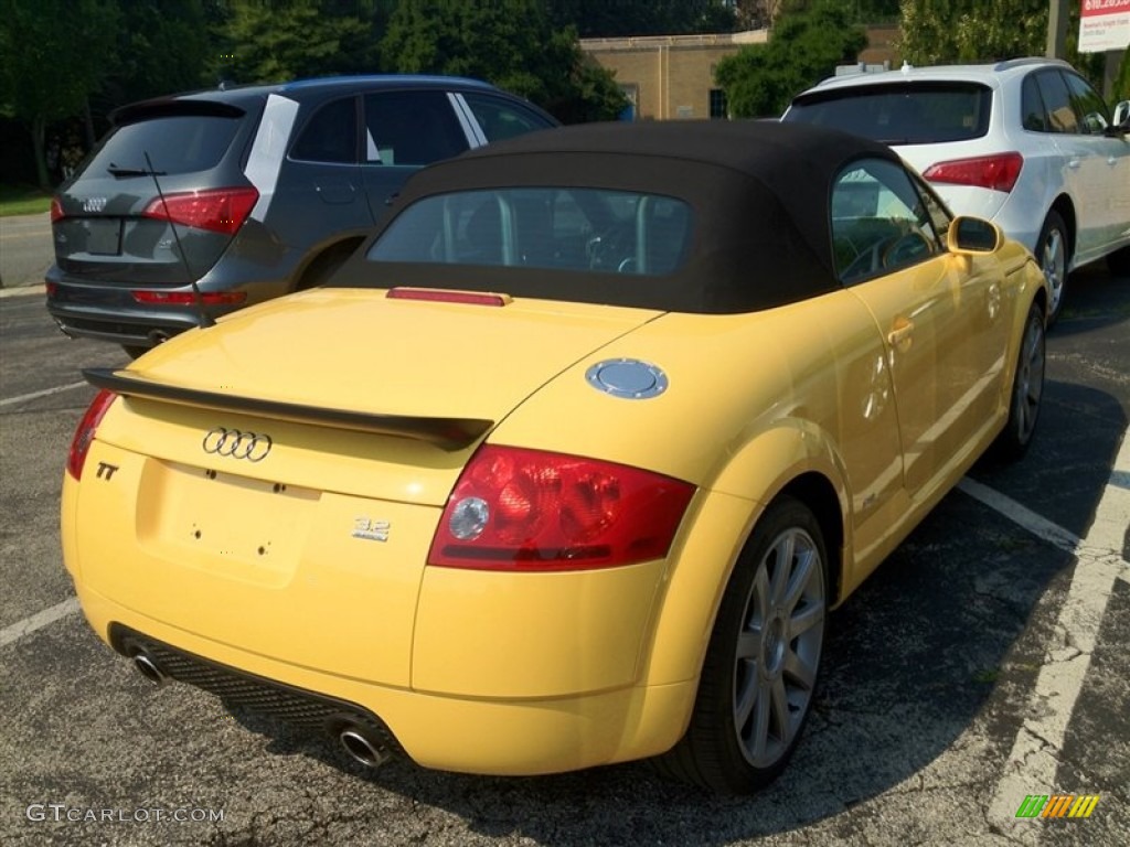 2004 TT 3.2 quattro Roadster - Imola Yellow / Aviator Grey photo #3