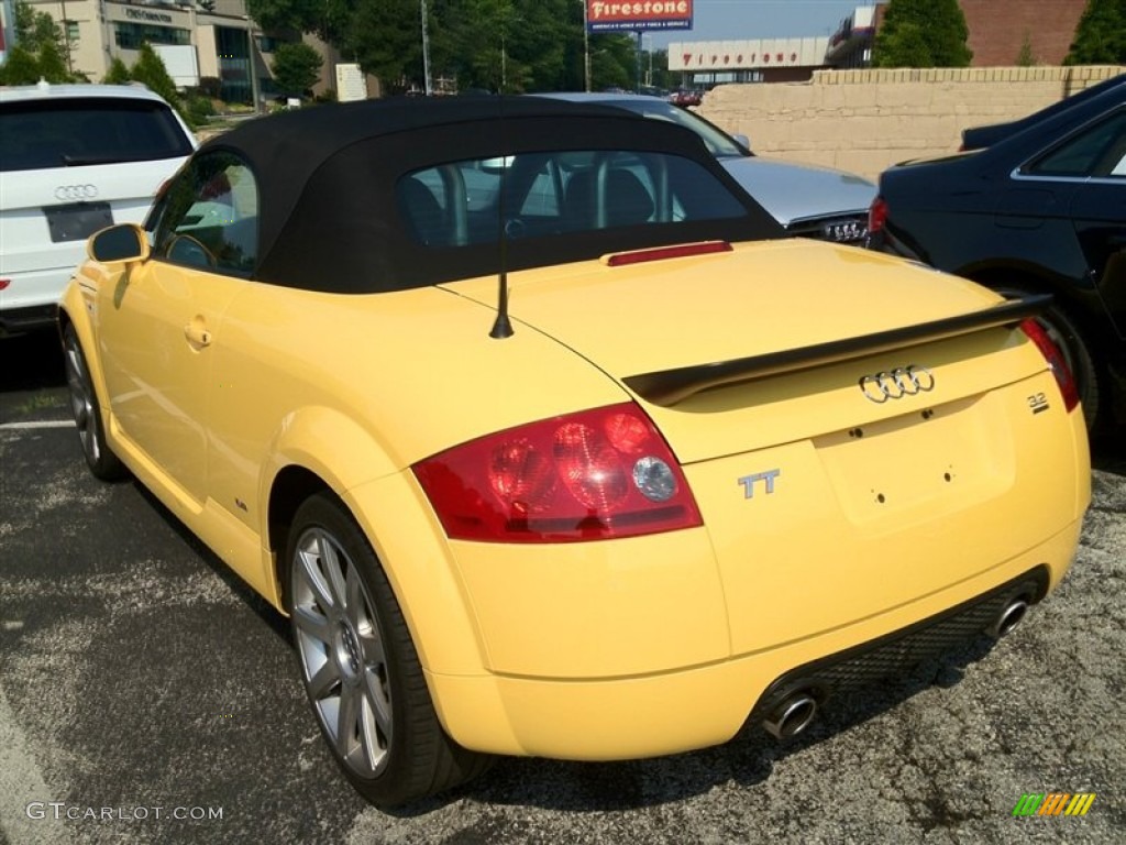 2004 TT 3.2 quattro Roadster - Imola Yellow / Aviator Grey photo #5