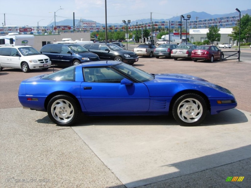 Admiral Blue 1994 Chevrolet Corvette Coupe Exterior Photo #67372316