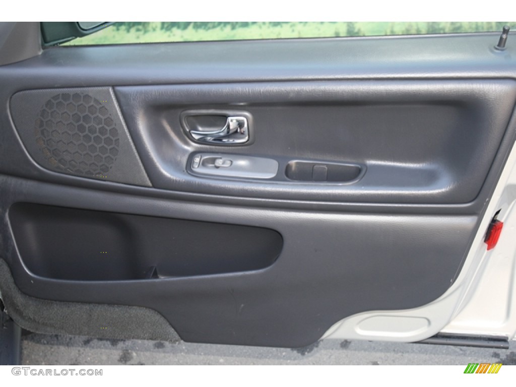 2000 V70 XC AWD - Mystic Silver Metallic / Gray/Taupe photo #16