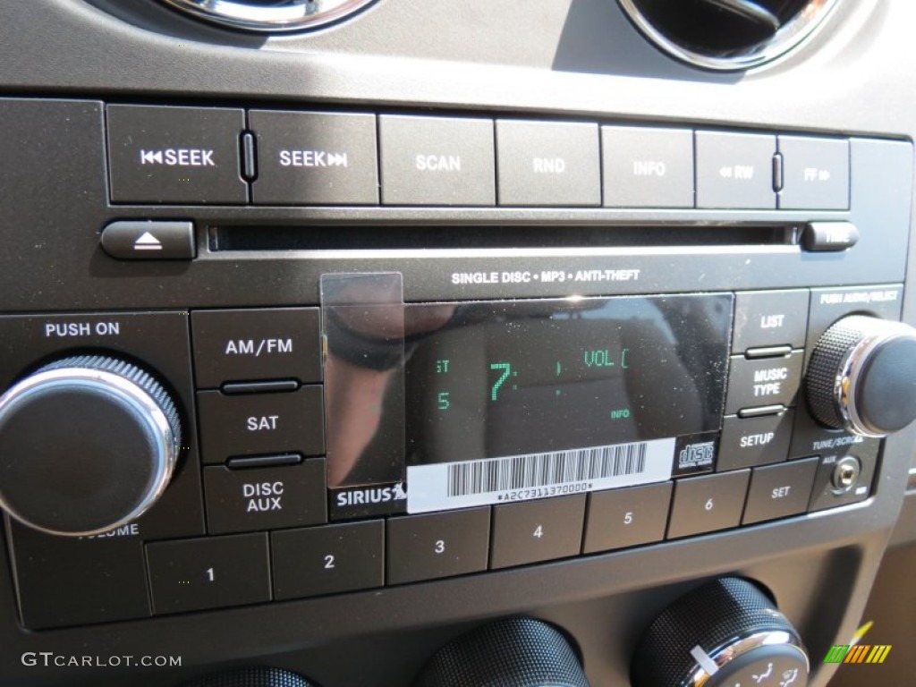 2012 Jeep Compass Latitude Audio System Photo #67376105