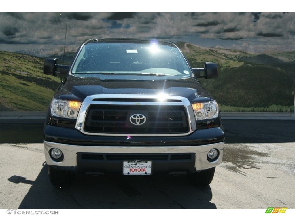 2012 Tundra CrewMax 4x4 - Black / Graphite photo #4