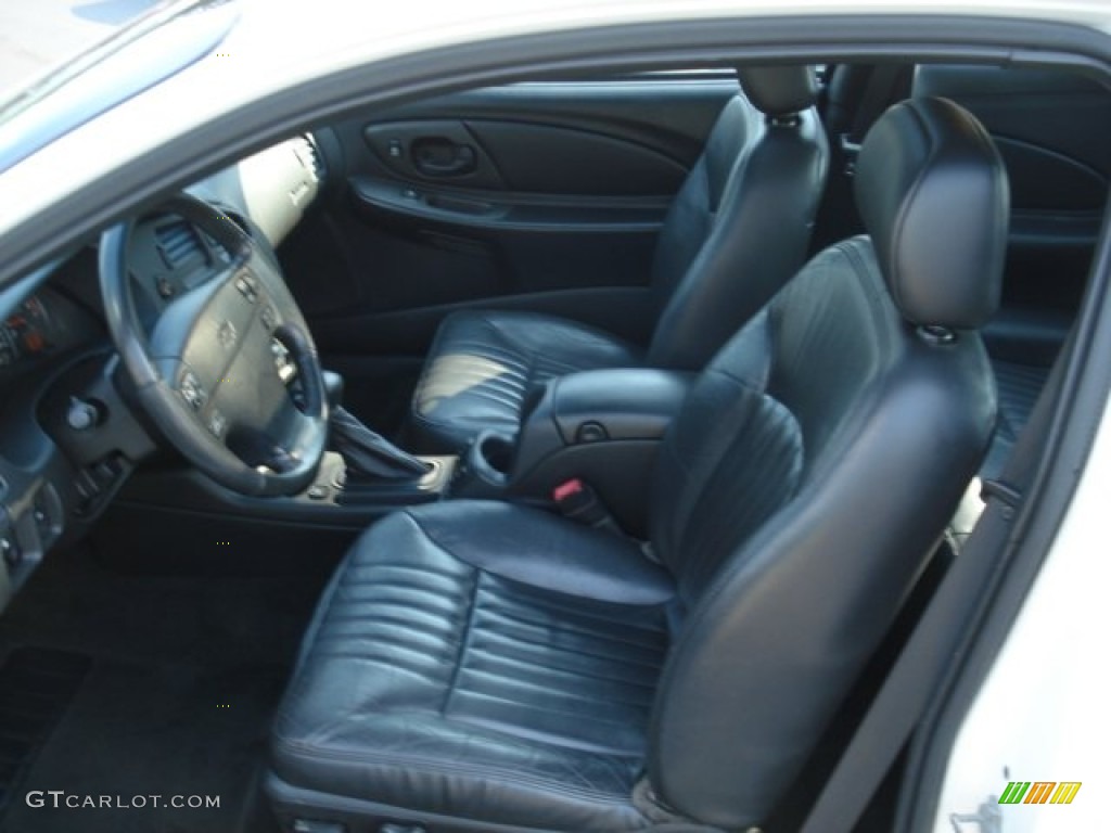 2005 Chevrolet Monte Carlo LT Front Seat Photos