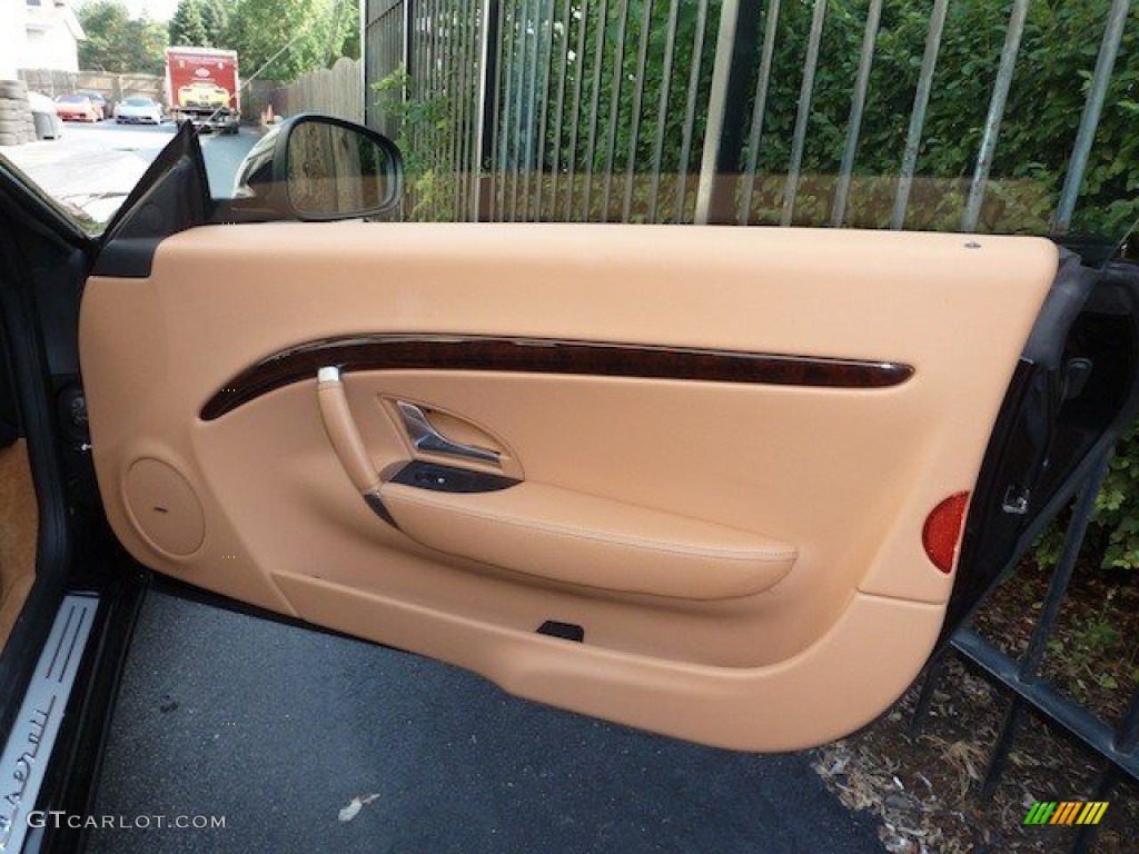 2011 Maserati GranTurismo Convertible GranCabrio Cuoio Door Panel Photo #67382485