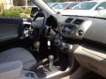 Black - RAV4 4WD Photo No. 22