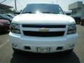 Summit White - Suburban LT 4x4 Photo No. 2
