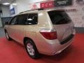 Sandy Beach Metallic - Highlander V6 4WD Photo No. 6
