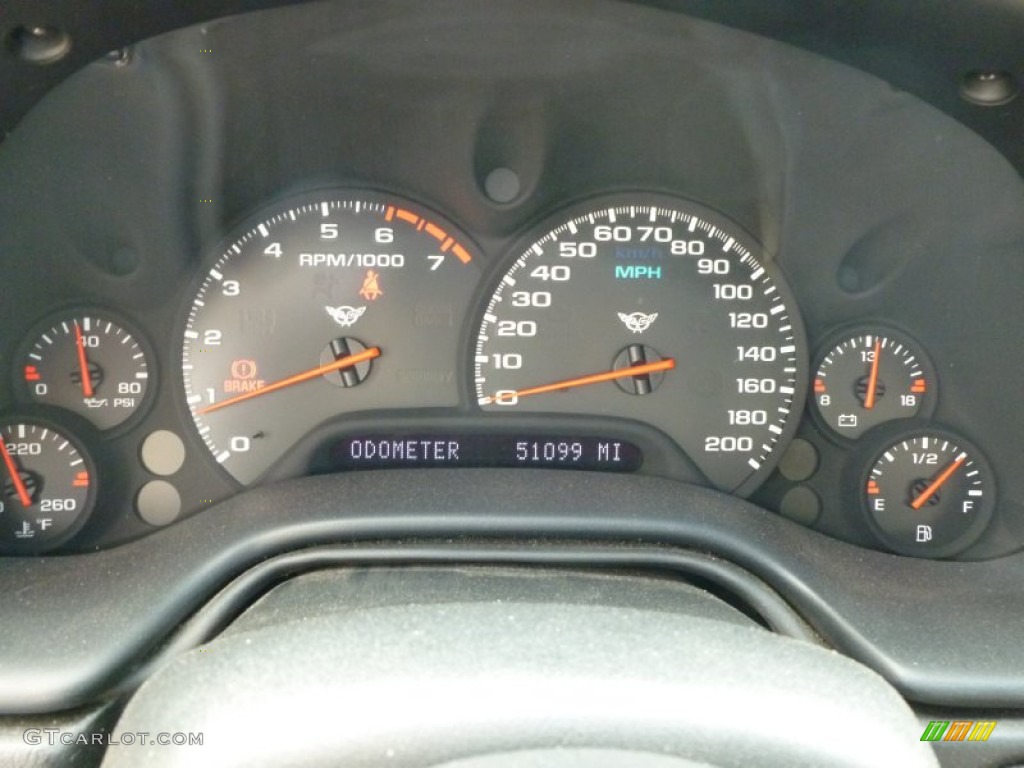 2002 Chevrolet Corvette Coupe Gauges Photo #67392539