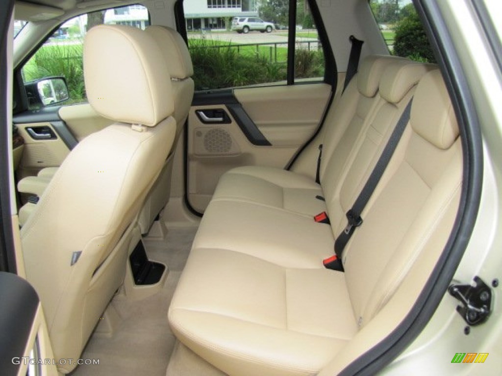 Alpaca Beige Interior 2008 Land Rover LR2 SE Photo #67392640