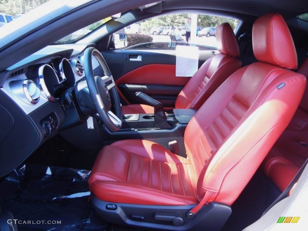 2005 Mustang GT Premium Coupe - Performance White / Red Leather photo #11
