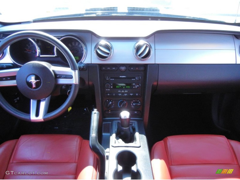 2005 Mustang GT Premium Coupe - Performance White / Red Leather photo #17
