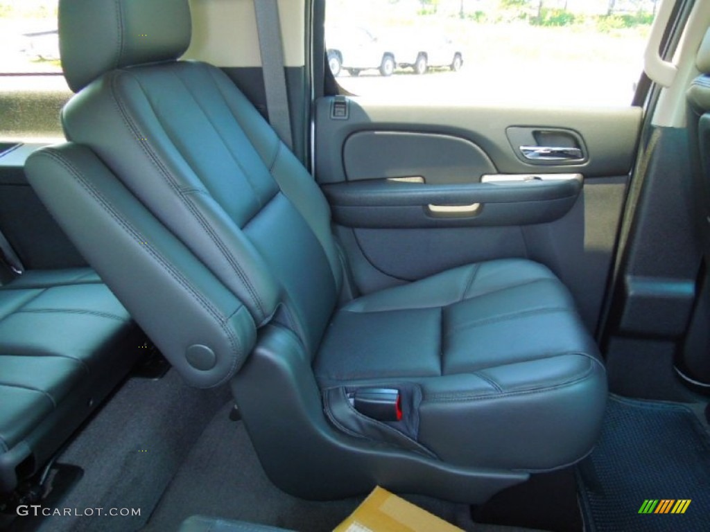 2012 Suburban LT - Silver Ice Metallic / Ebony photo #22