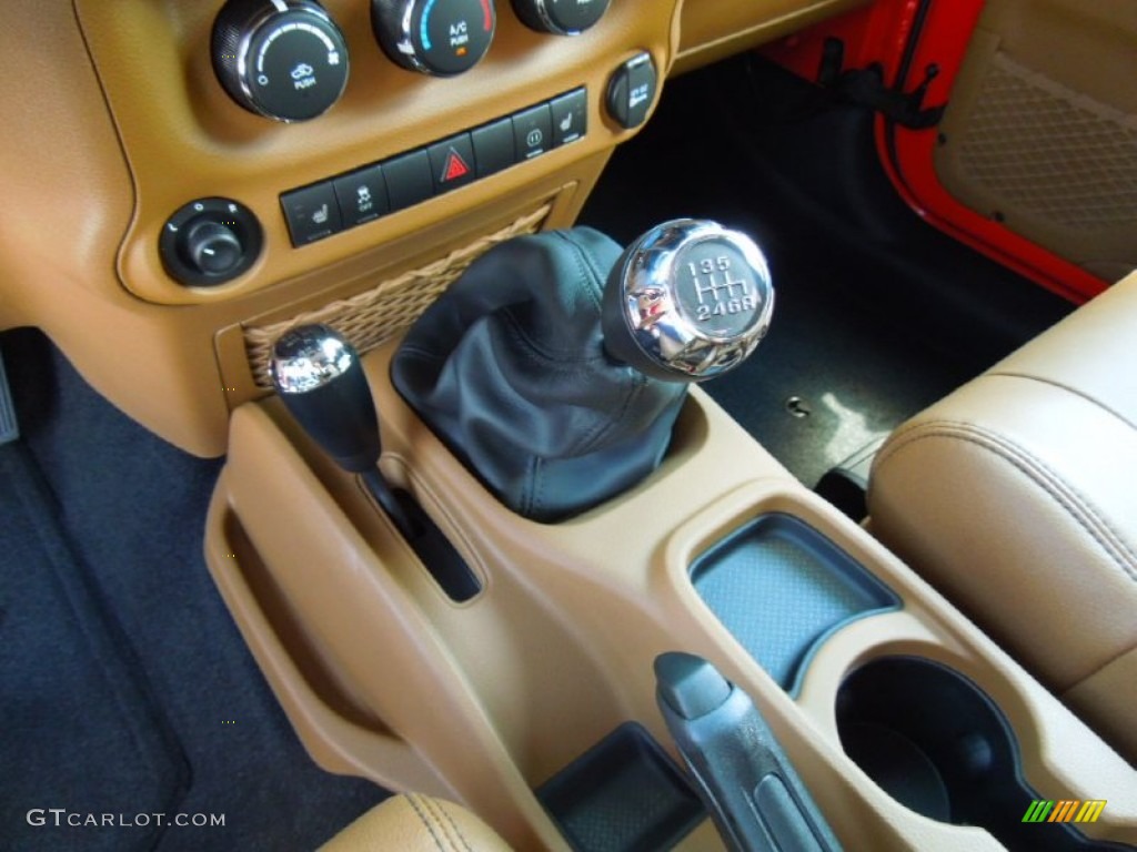 2012 Wrangler Rubicon 4X4 - Flame Red / Black/Dark Saddle photo #12