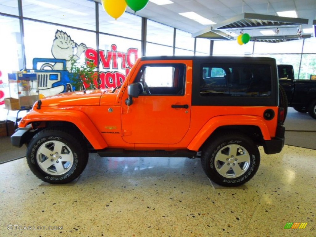 2012 Wrangler Sahara 4x4 - Crush Orange / Black photo #3