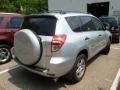 Classic Silver Metallic - RAV4 4WD Photo No. 2