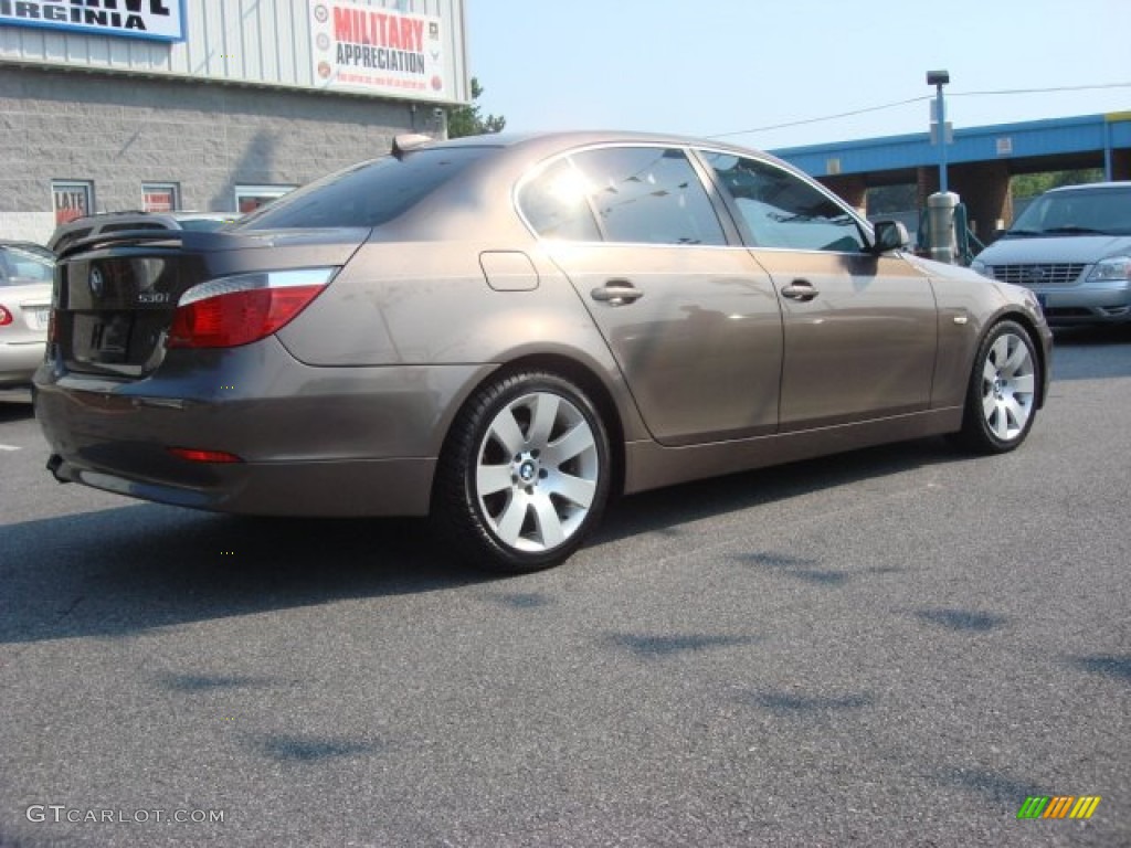 2004 5 Series 530i Sedan - Kalahari Beige Metallic / Black photo #4