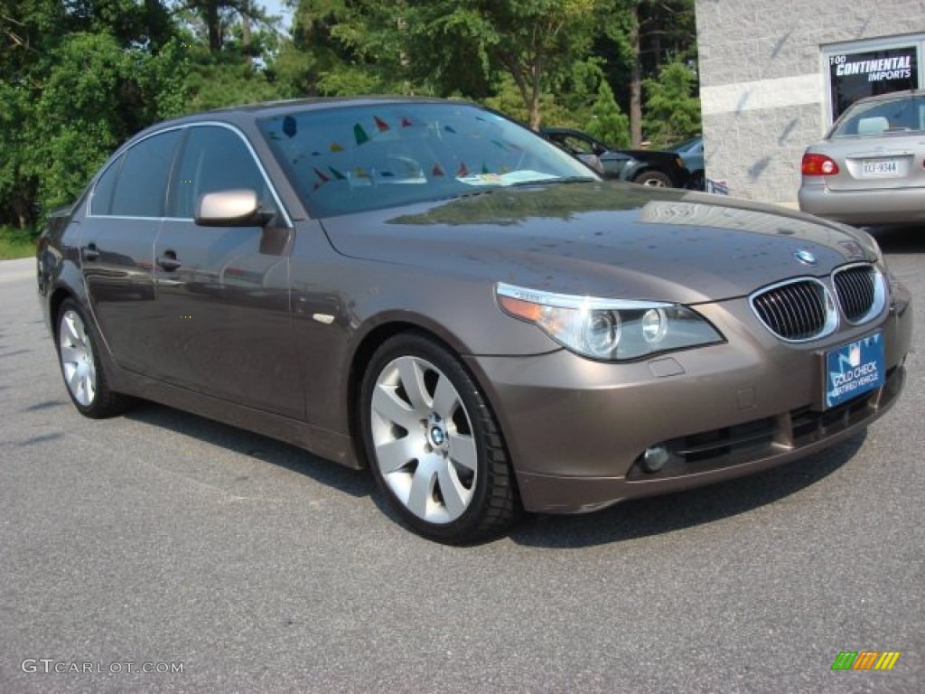 2004 5 Series 530i Sedan - Kalahari Beige Metallic / Black photo #5