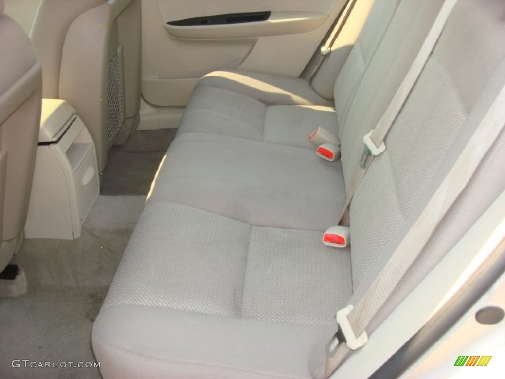 2009 Aura XE - Gold Mist Metallic / Tan photo #10