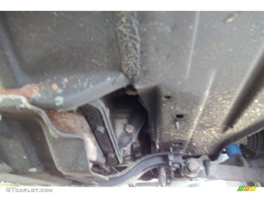 1992 Saab 900 S Sedan Undercarriage Photos