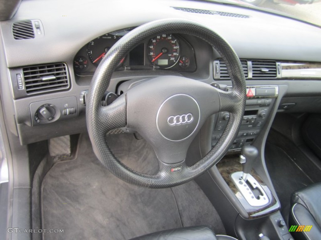 2003 Audi RS6 4.2T quattro Ebony Black Steering Wheel Photo #67406517
