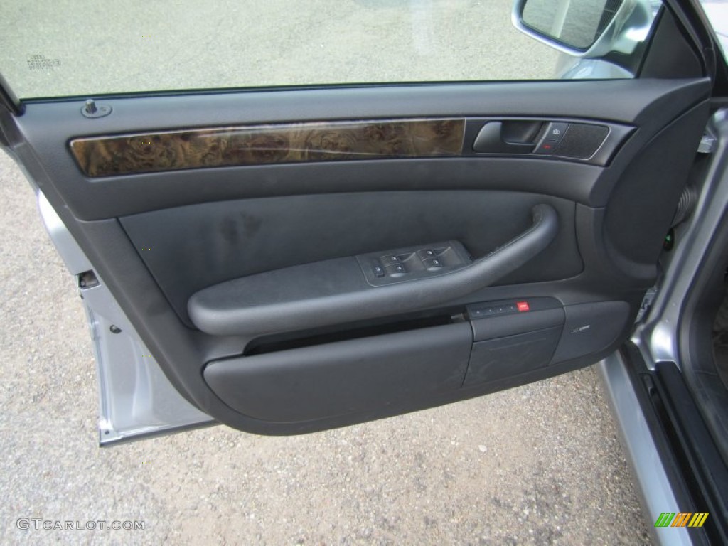 2003 Audi RS6 4.2T quattro Ebony Black Door Panel Photo #67406526