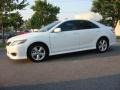 Super White - Camry SE Photo No. 6