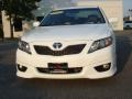 Super White - Camry SE Photo No. 8