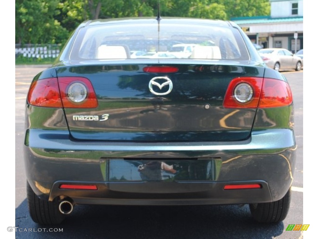 2005 MAZDA3 i Sedan - Nordic Green Mica / Beige photo #4