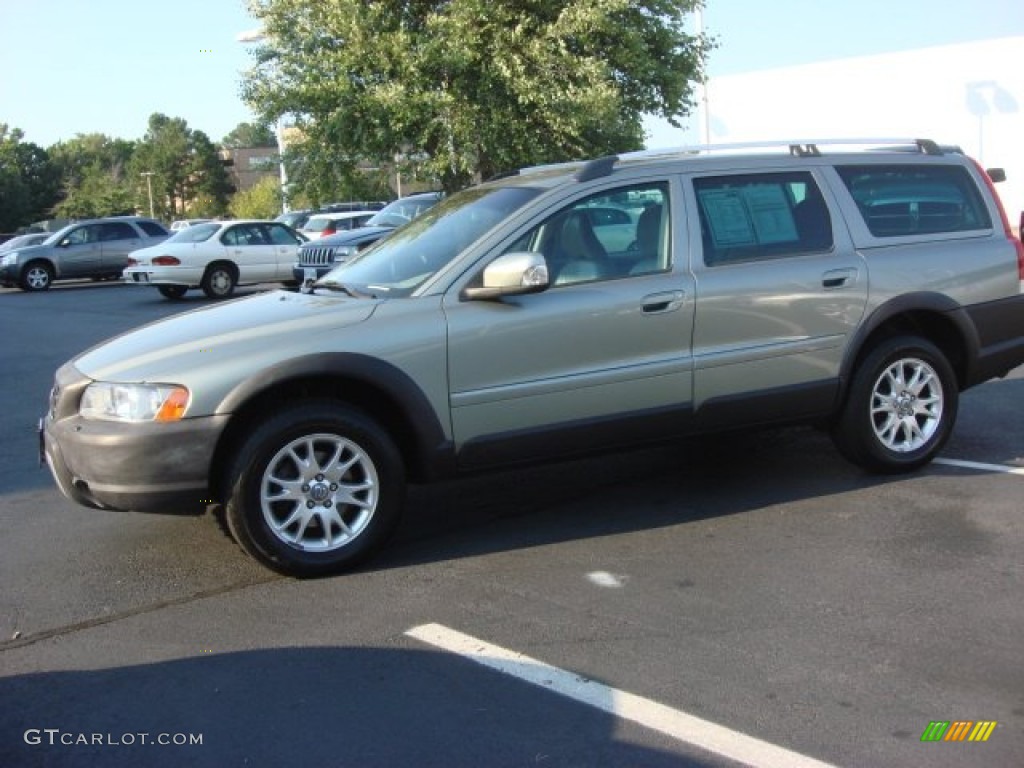 2007 XC70 AWD - Willow Green Metallic / Taupe photo #6