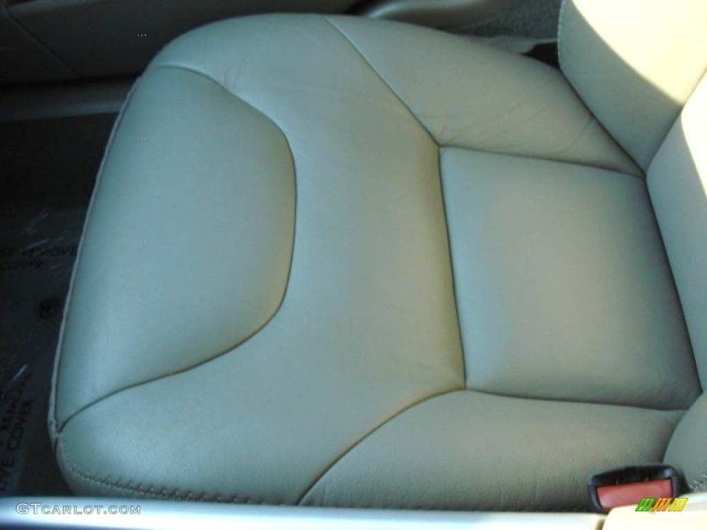 2007 XC70 AWD - Willow Green Metallic / Taupe photo #17