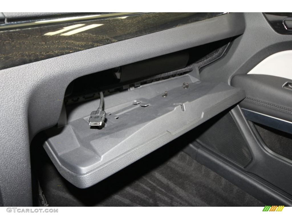 2011 E 350 Cabriolet - Iridium Silver Metallic / Ash/Dark Grey photo #18
