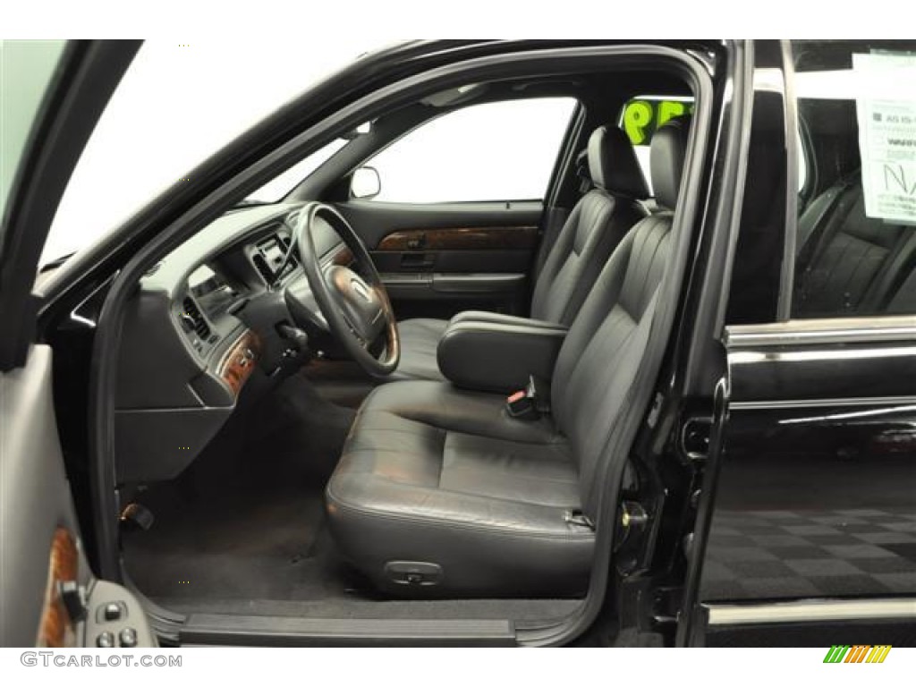 2004 Grand Marquis LS - Black Clearcoat / Dark Charcoal photo #5