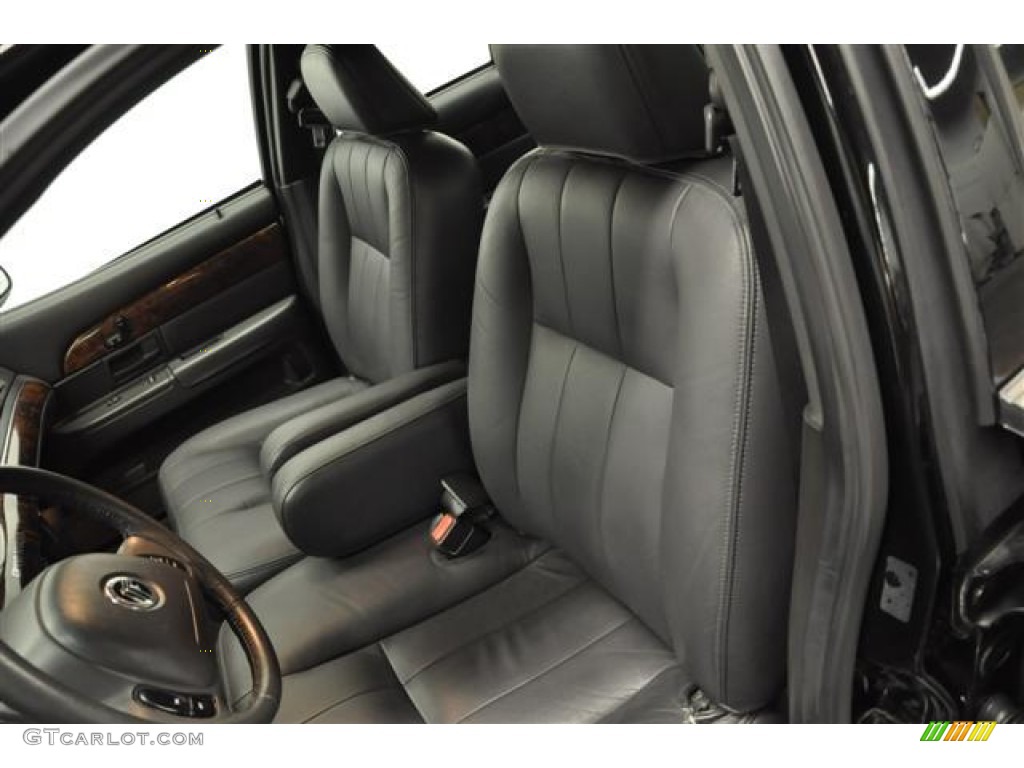 2004 Grand Marquis LS - Black Clearcoat / Dark Charcoal photo #6