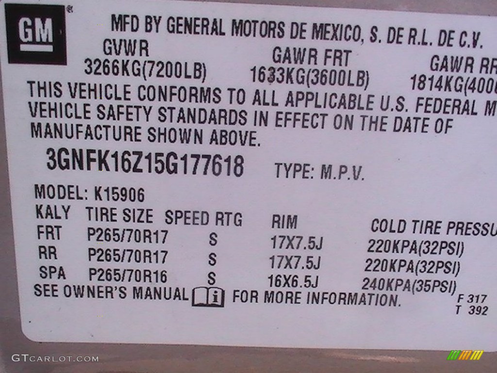 2005 Suburban 1500 LT 4x4 - Sandstone Metallic / Tan/Neutral photo #15