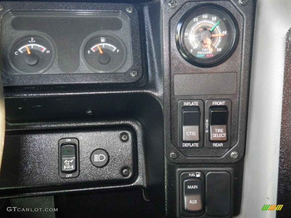 2003 Hummer H1 Alpha Wagon Controls Photo #67414854