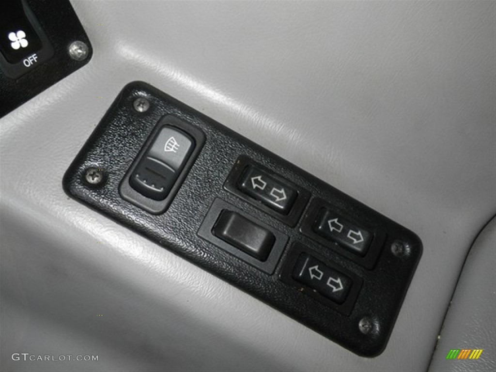 2003 Hummer H1 Alpha Wagon Controls Photo #67414867