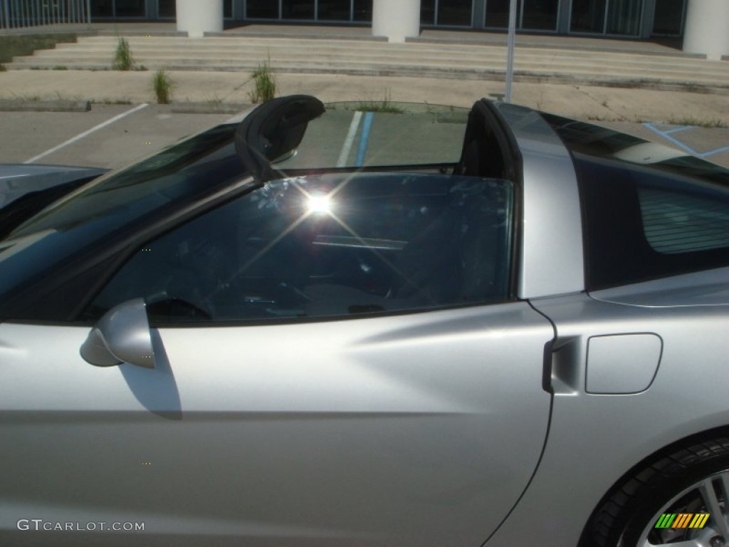 2009 Corvette Coupe - Blade Silver Metallic / Ebony photo #21