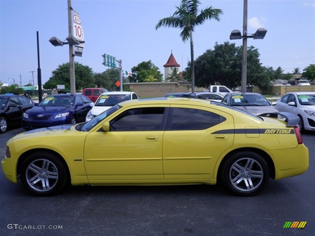 Top Banana Yellow 2006 Dodge Charger R/T Daytona Exterior Photo #67416961