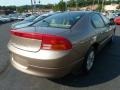 2000 Champagne Pearl Metallic Dodge Intrepid   photo #2