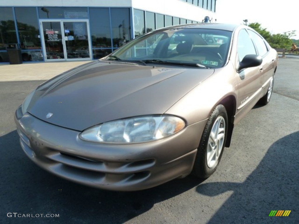 2000 Intrepid  - Champagne Pearl Metallic / Camel Tan photo #5