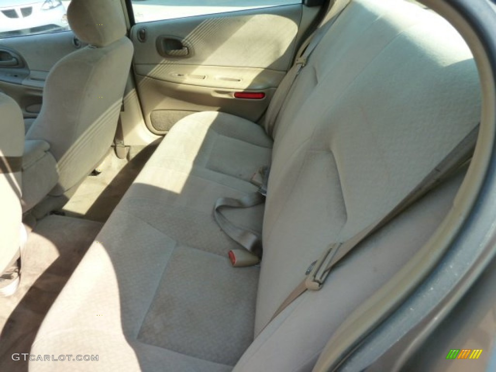 2000 Intrepid  - Champagne Pearl Metallic / Camel Tan photo #9