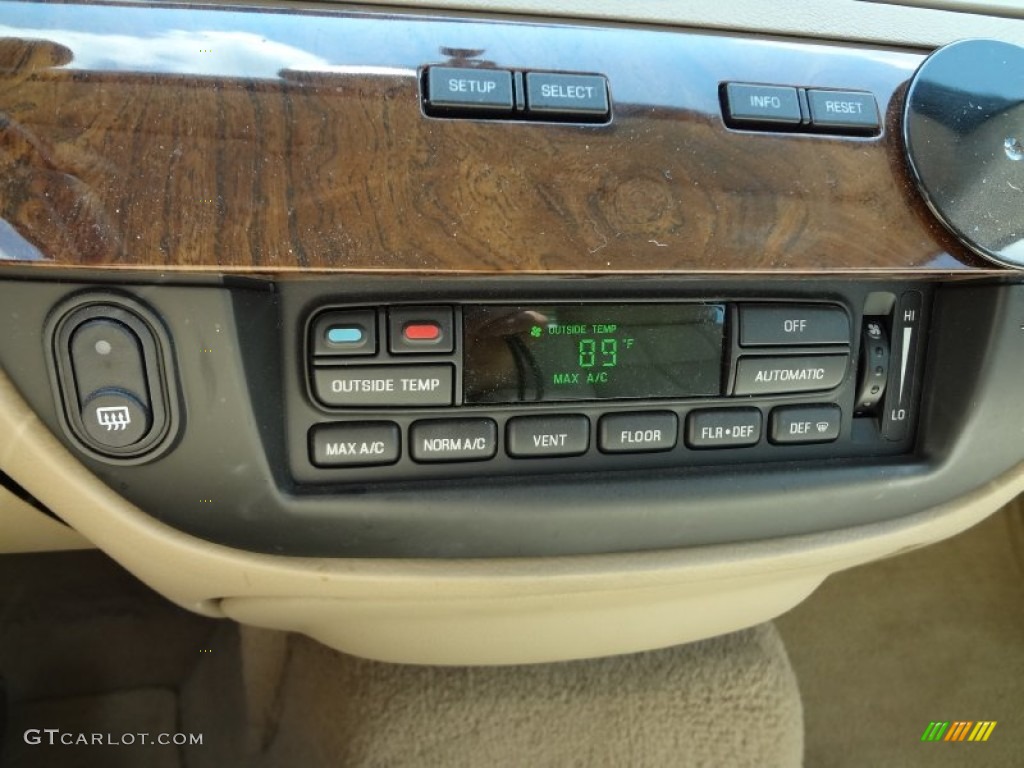 2009 Grand Marquis LS - Dark Toreador Red Metallic / Light Camel photo #22