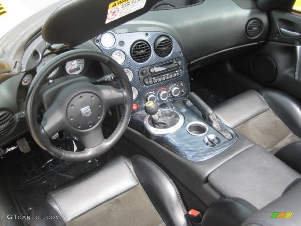 2005 Dodge Viper SRT-10 Interior Color Photos