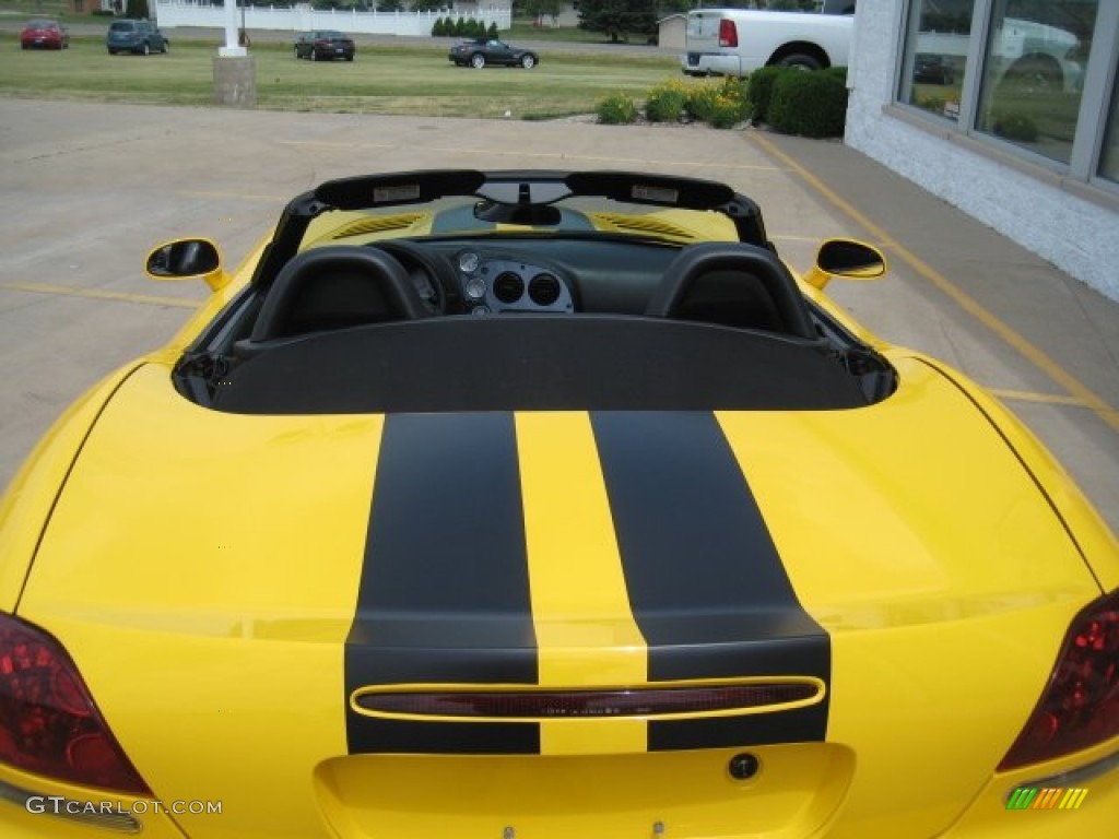 2005 Viper SRT-10 - Viper Race Yellow / Black photo #43