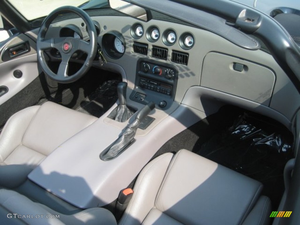 Black Interior 1994 Dodge Viper RT-10 Photo #67424013