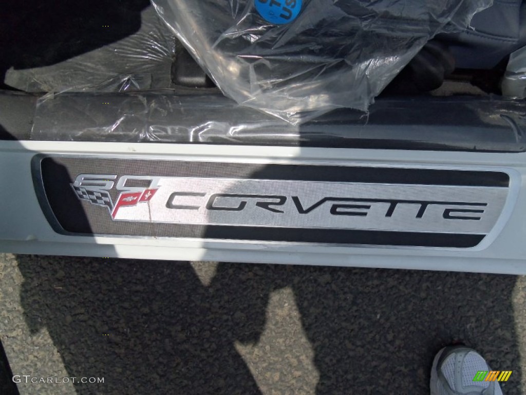 2013 Corvette Grand Sport Coupe - Arctic White/60th Anniversary Pearl Silver Blue Stripes / Diamond Blue/60th Anniversary Design Package photo #17